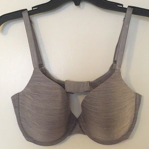 Heathered grey Victoria’s Secret bra size 36DD